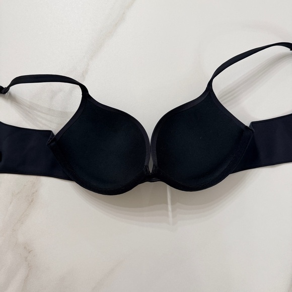 NWT!!! SKIMS Ultimate Push Up Plunge Bra - in Onyx Black - Size 36A - Picture 13 of 14